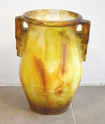 SH Enchères, Sophie Himbaut commissaire-priseur Belle vente de tableaux, meubles et objets d'art le vendredi 19 juin 2026 à 14h argy-rousseau-pate-de-verre