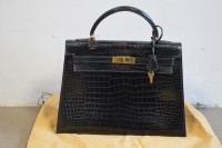 SH Enchères, Sophie Himbaut commissaire-priseur Belle vente de tableaux, meubles et objets d'art le vendredi 27 mars à 14h 31833-0003_1